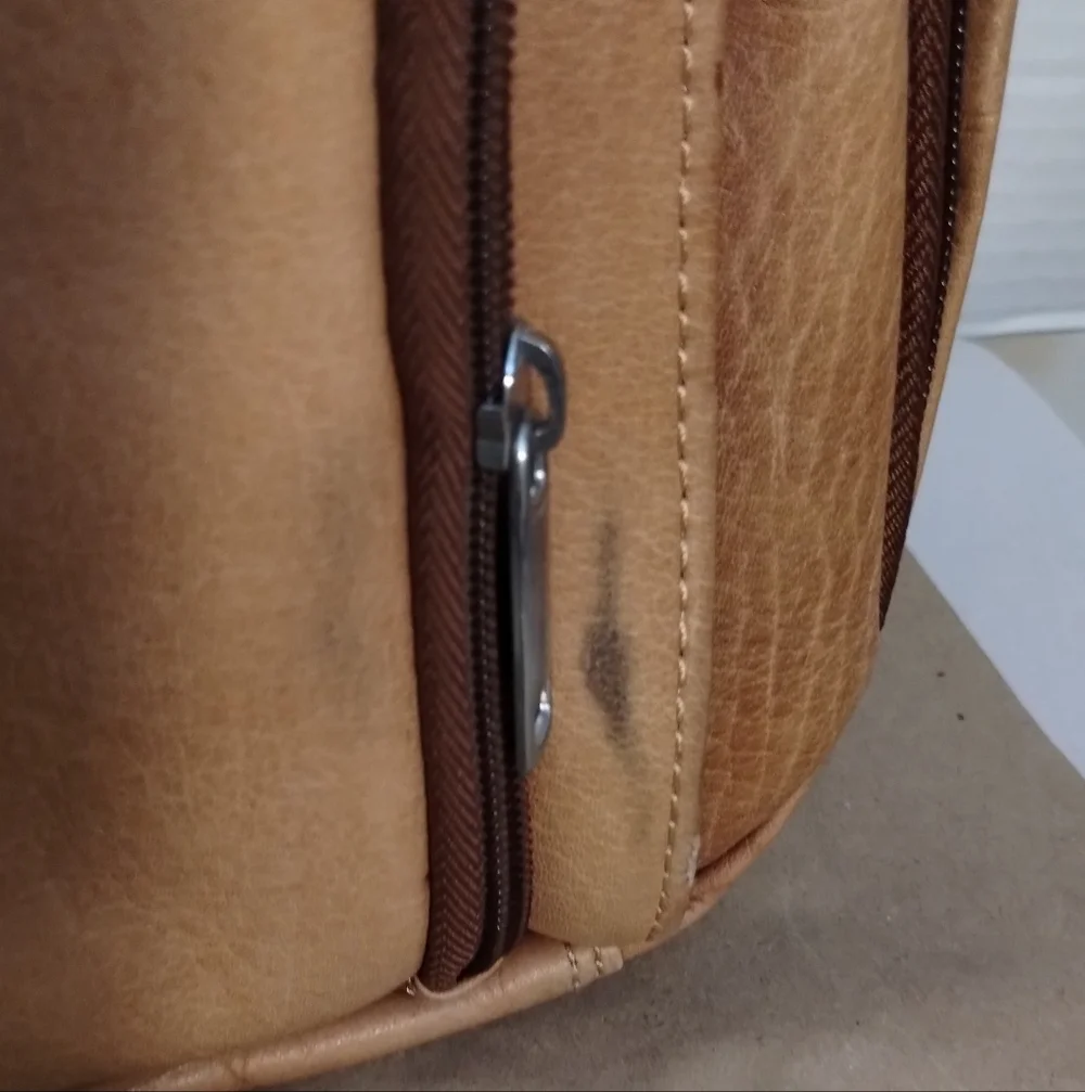Wilson's Leather Tan Men's Laptop Bag